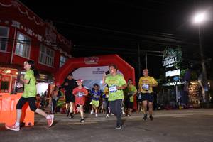 BIB: 4785
                            <button type="button" onclick="openModal(26261474)" class="btn btn-primary btn-sm float-right btn-popup" data-toggle="modal" data-target=".modal-high-quality">
                        <i class="fas fa-shopping-cart"></i> Add to Cart
                    </button>
                                            <button type="button" onclick="isThisMe(26261474, true)" class="btn btn-success btn-sm float-right btn-popup btn-isme hidden" data-toggle="tooltip" data-placement="bottom" title="นี่คือรูปของคุณใช่ไหม คลิกที่นี่เพื่อเอาเข้าอัลบั้ม">
                        <i class="fas fa-plus"></i> Add to album
                    </button>
                    <button type="button" onclick="isThisMe(26261474, false)" class="btn btn-warning btn-sm float-right btn-popup btn-isnotme hidden">
                        <i class="fas fa-ban"></i> Remove from album
                    </button>